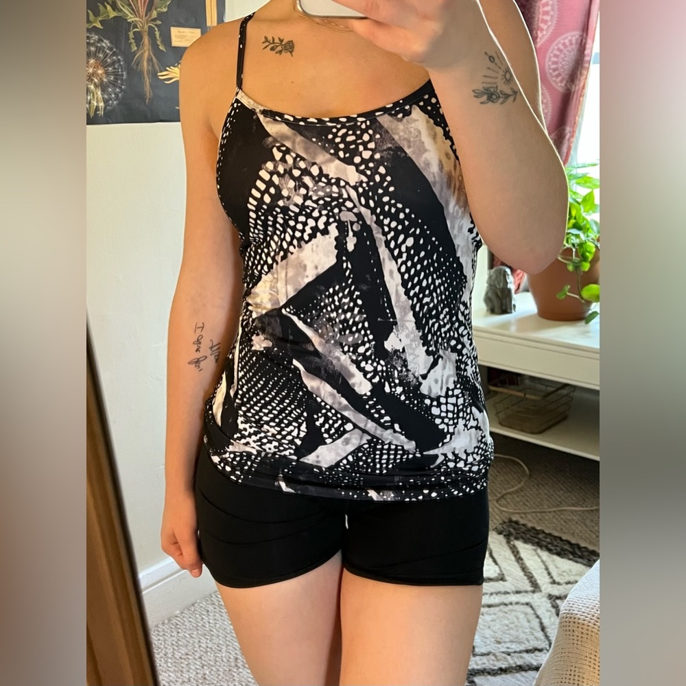 Lululemon Active Tank